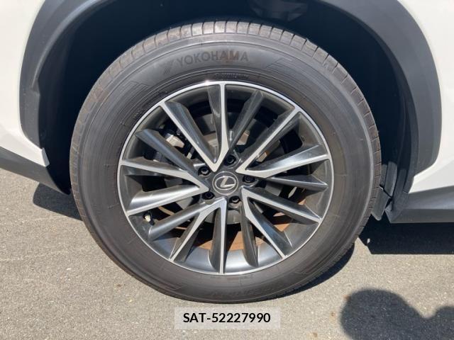 Lexus NX 2023-01 7221008-22