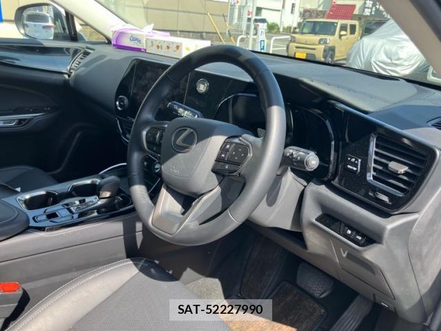 Lexus NX 2023-01 7221008-6
