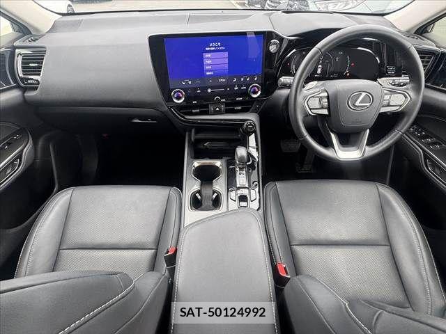 Lexus NX 2024-10 7221011-1