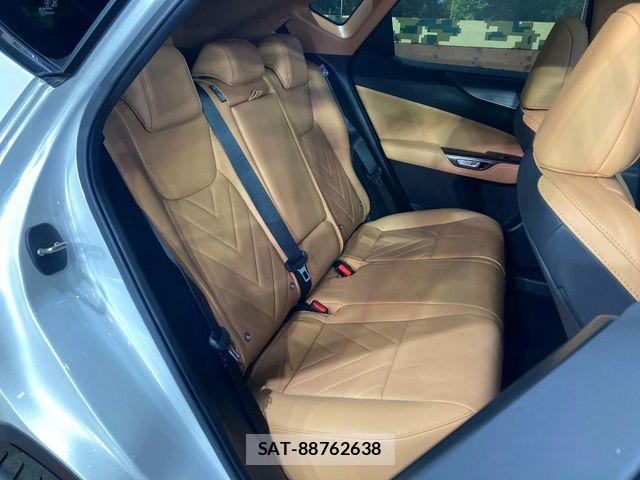 Lexus NX 2023-10 7501289-9