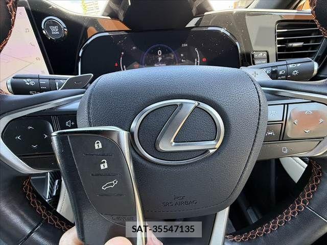 Lexus NX 2023-09 7617681-3