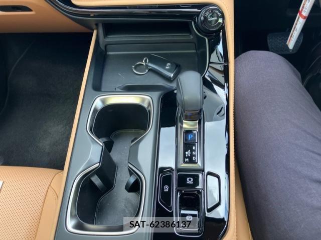Lexus NX 2024-06 8100147-19