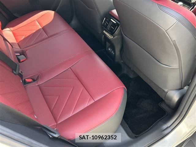 Lexus NX 2023-08 8208403-9