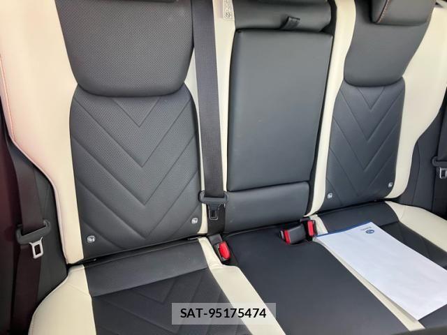 Lexus NX 2022-04 8366751-14
