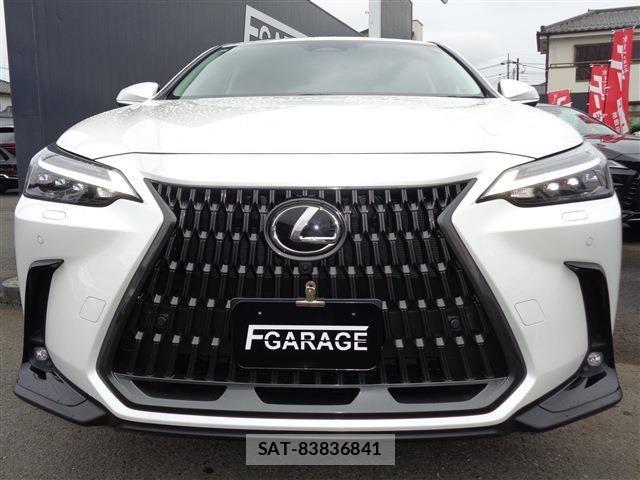 Lexus NX 2024-05 8659938-1