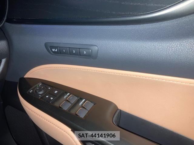 Lexus NX 2023-10 8780859-13