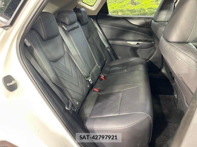 Lexus NX 2023-10 8796488-8