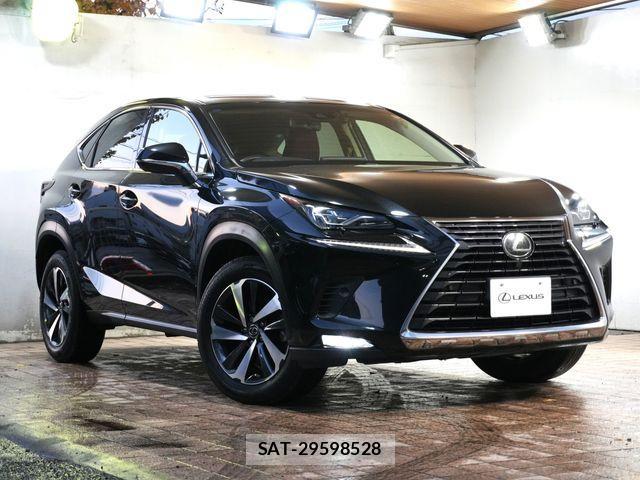 Lexus NX 2017-11 1826184-0