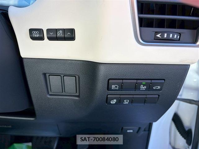 Lexus NX 2020-05 2081925-14