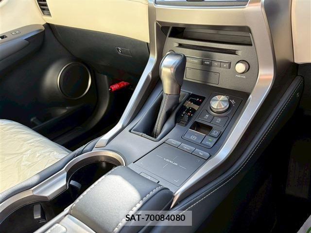 Lexus NX 2020-05 2081925-17