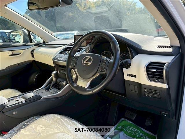 Lexus NX 2020-05 2081925-24