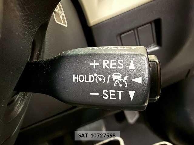 Lexus NX 2019-04 2210895-7