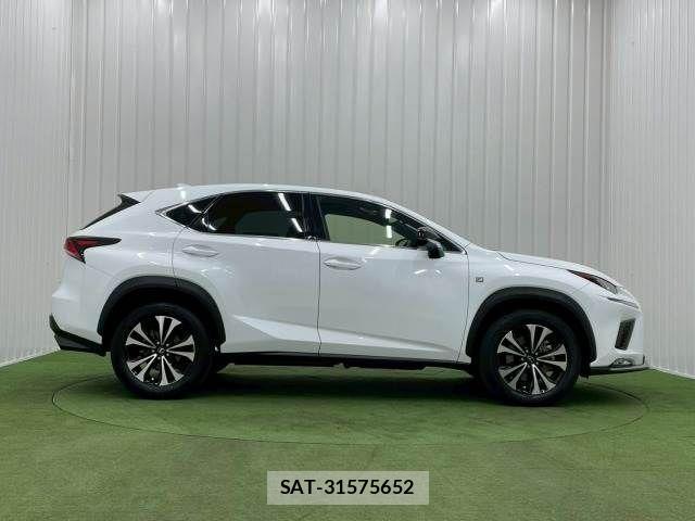 Lexus NX 2019-08 3414520-14