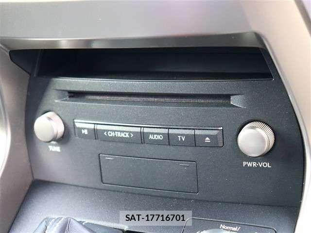 Lexus NX 2020-01 4964612-15