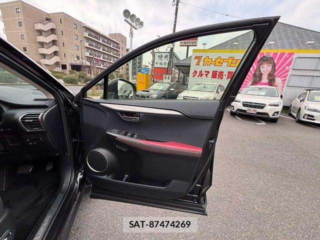 Lexus NX 2017-12 5871019-11