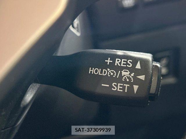 Lexus NX 2017-12 6676692-5