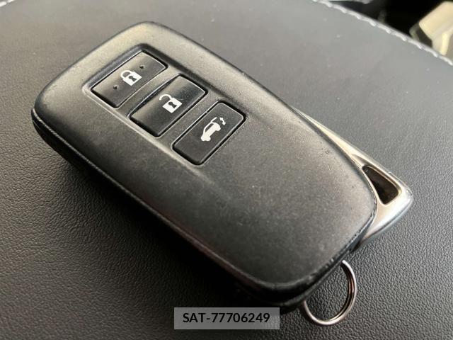 Lexus NX 2018-12 6676689-10