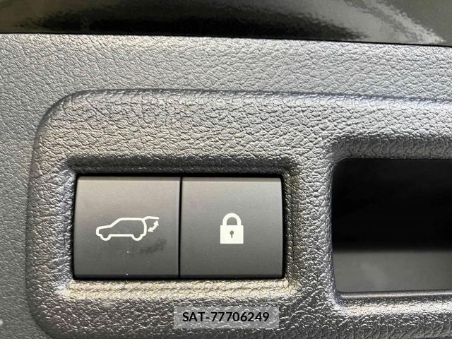 Lexus NX 2018-12 6676689-20