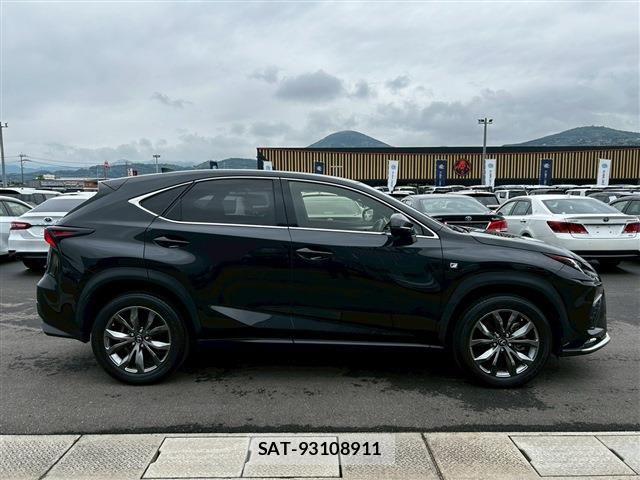 Lexus NX 2021-01 6676688-9