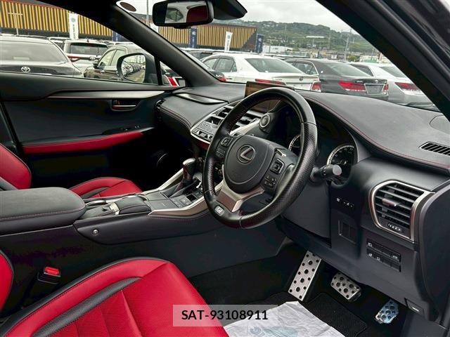 Lexus NX 2021-01 6676688-12