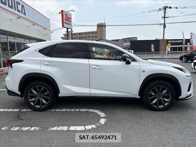 Lexus NX 2019-05 6676691-11
