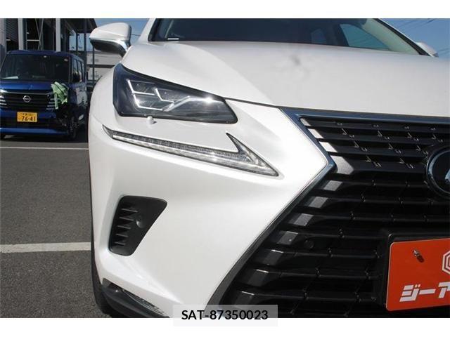 Lexus NX 2018-01 6815721-20