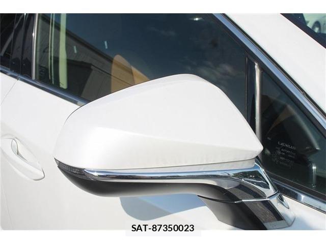 Lexus NX 2018-01 6815721-21