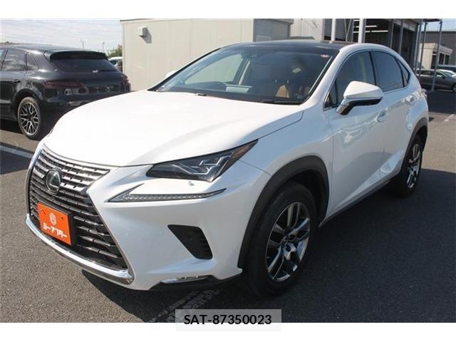 Lexus NX 2018-01 6815721-7