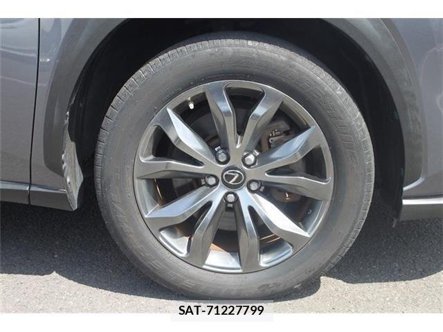 Lexus NX 2019-09 6815719-12