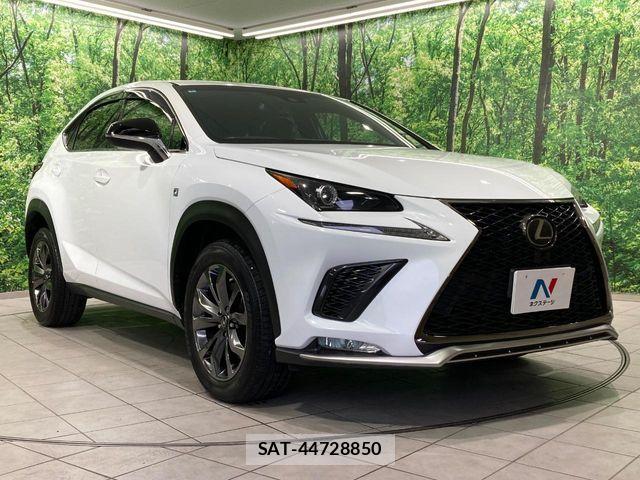 Lexus NX 2018-02 7221015-15