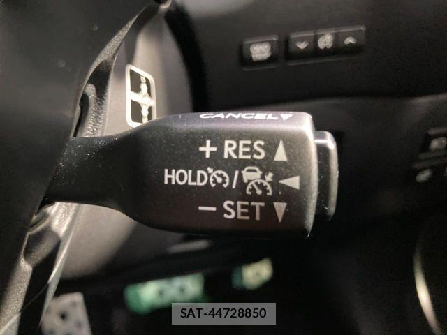 Lexus NX 2018-02 7221015-5