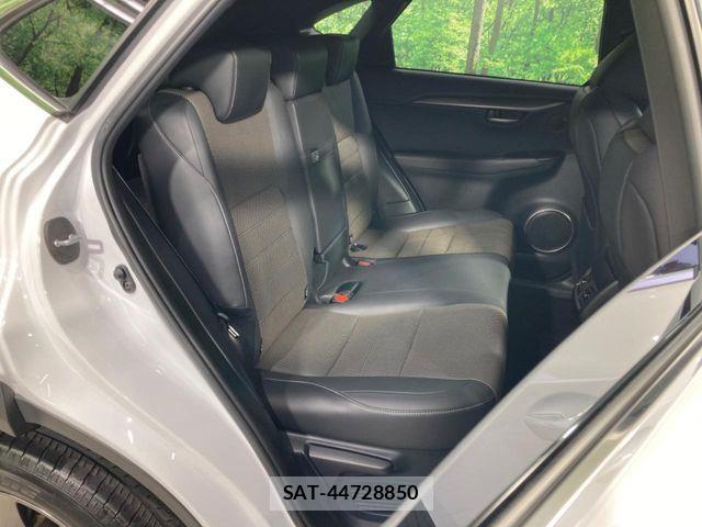 Lexus NX 2018-02 7221015-8