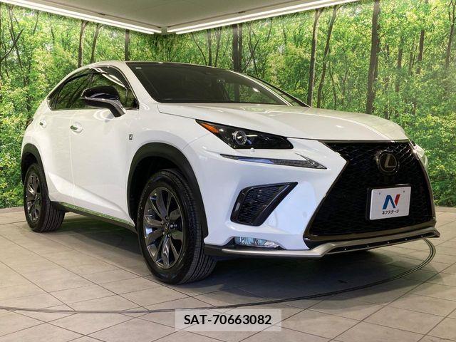 Lexus NX 2017-12 7215934-15