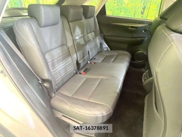Lexus NX 2019-09 7221023-8