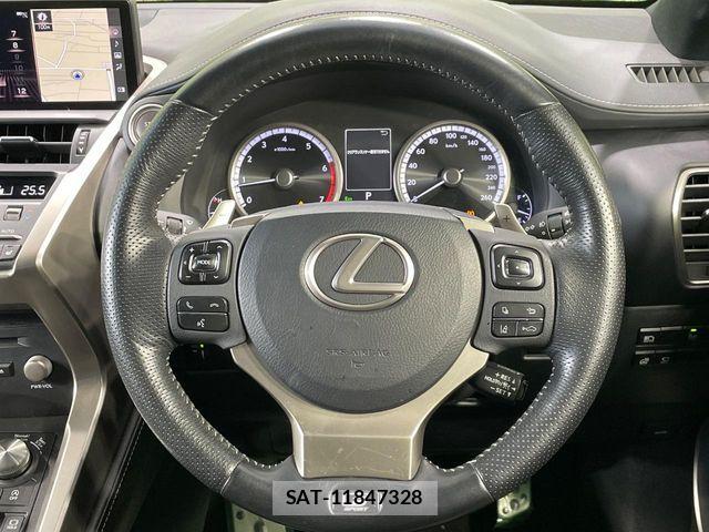 Lexus NX 2018-10 7272234-10