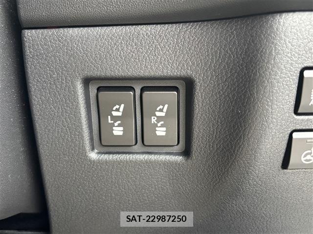 Lexus NX 2019-07 7328047-13