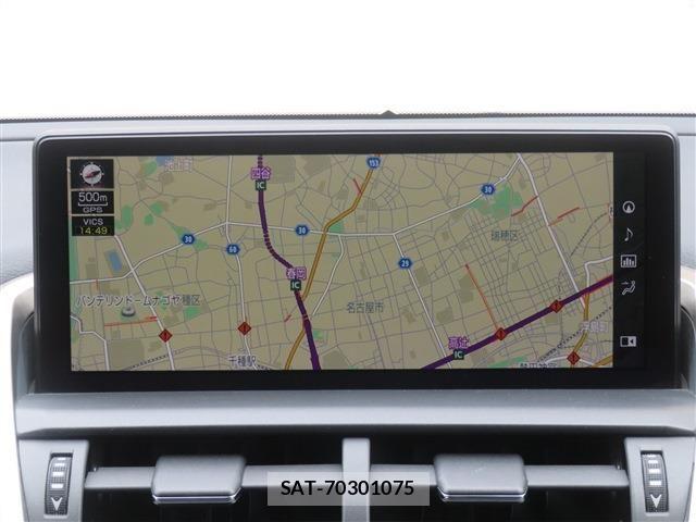 Lexus NX 2021-07 7501288-12
