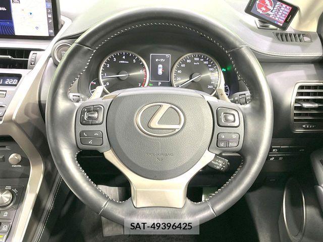 Lexus NX 2018-01 7562361-11