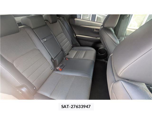 Lexus NX 2017-11 7617685-9