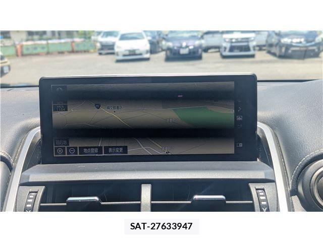 Lexus NX 2017-11 7617685-16