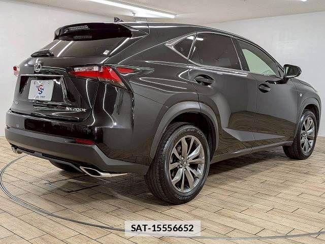Lexus NX 2017-08 7725113-15