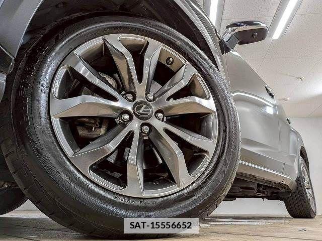 Lexus NX 2017-08 7725113-19