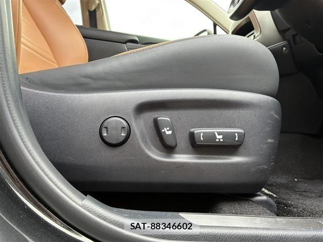 Lexus NX 2021-02 7725107-14