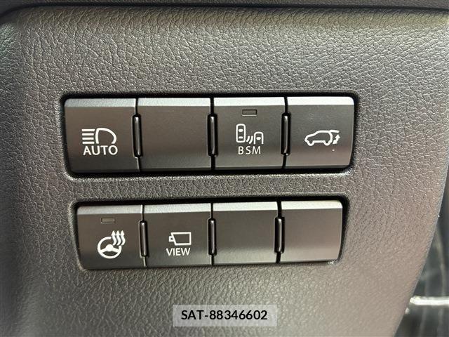 Lexus NX 2021-02 7725107-22