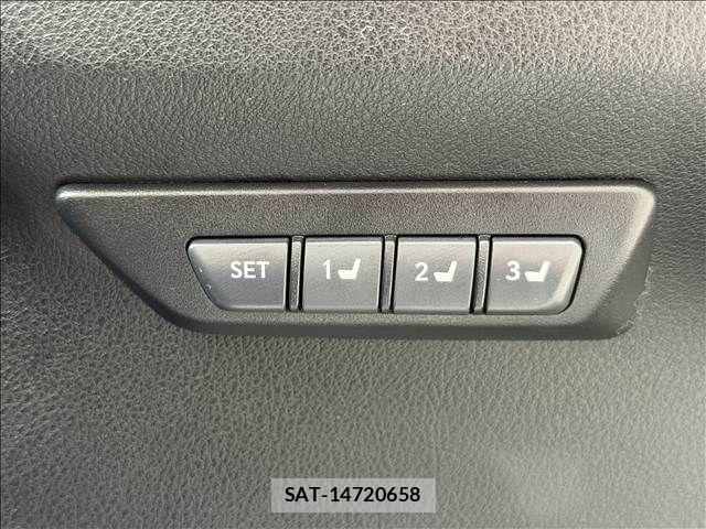 Lexus NX 2019-02 7725111-13