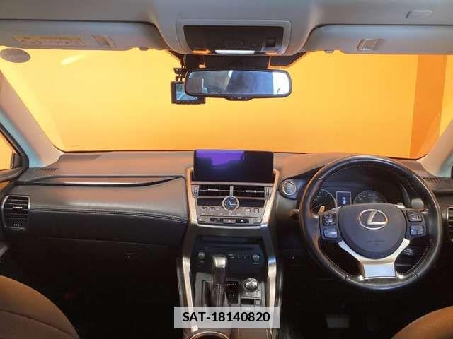 Lexus NX 2019-07 7725110-18