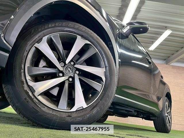 Lexus NX 2017-12 7786545-11