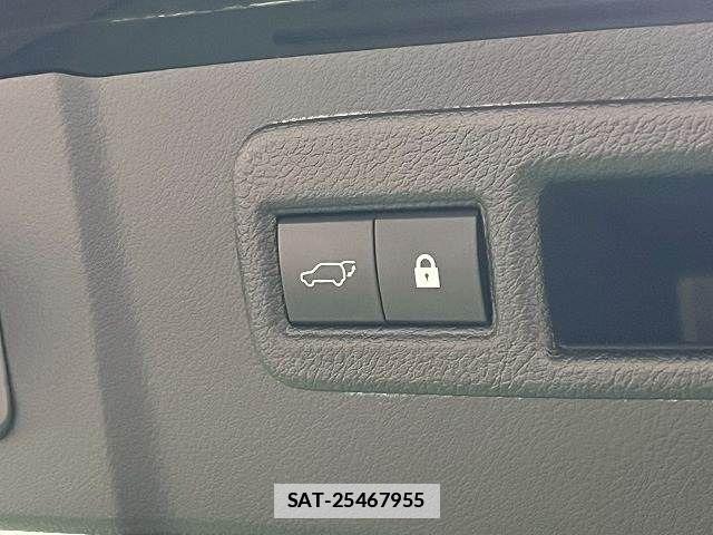 Lexus NX 2017-12 7786545-7
