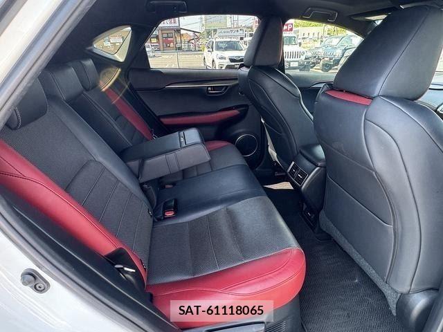 Lexus NX 2017-09 8074356-9
