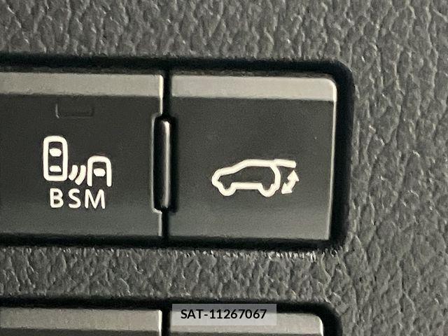 Lexus NX 2020-10 8100162-19